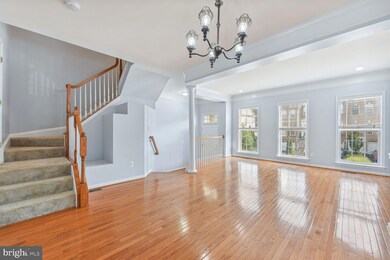 41906 Cinnabar Square, Stone Ridge, VA 20105 - photo 3