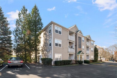 114 Mill St unit 204, Woonsocket, RI 02895 - photo 6