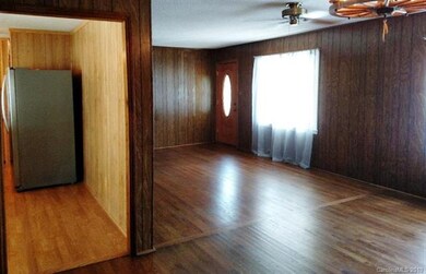 Family-room to kitchen.
