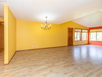 2784 Dayna Ln, Eugene, OR 97408 - photo 5