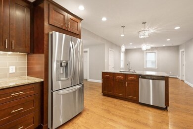 8 Adams St unit 1, Salem, MA 01970 - photo 2