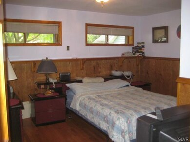 4208 Lehigh St, Whitehall, PA 18052 - photo 5