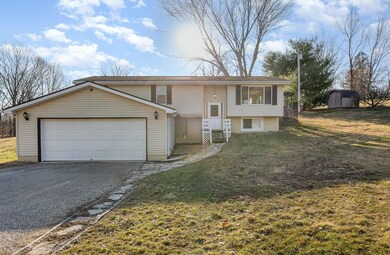 12850 Ridgeview Dr, New Concord, OH 43762 - photo 5