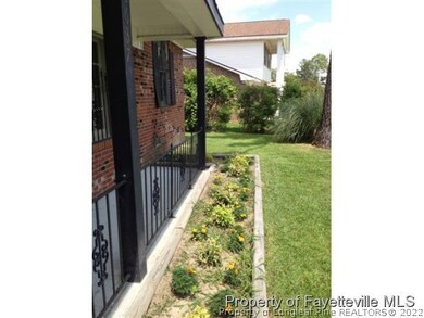 6637 Keeler Dr, Fayetteville, NC 28303 - photo 2