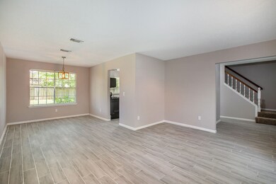 8111 Sunny Ridge Dr, Houston, TX 77095 - photo 5