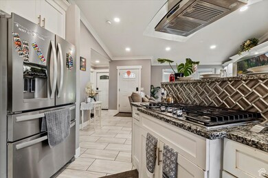 5285 Ridge Flower Way, Salt Lake City, UT 84118 - photo 3