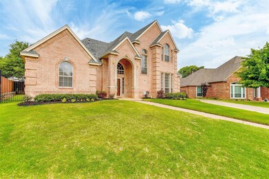 1657 Oak Creek Dr, Hurst, TX 76054 - photo 2