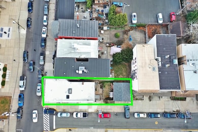 42 E 18th St, Bayonne, NJ 07002 - photo 2