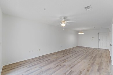 4276 Calinda Ln unit 148, Niceville, FL 32578 - photo 6