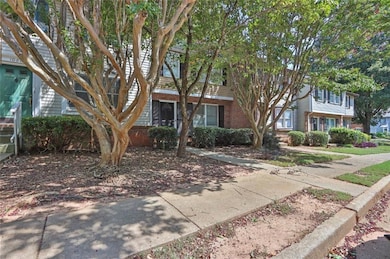 1066 Wedgewood Ln, Tucker, GA 30084 - photo 2