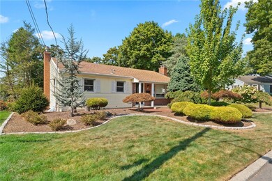 41 Thistle Dr, Cranston, RI 02920 - photo 3