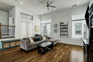 714 E 20th St unit C, Houston, TX 77008 - photo 2