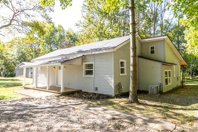 523 N Market St, Thorntown, IN 46071 - photo 2