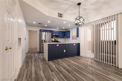 REMODELED KITCHEN W/WATERFALL CALACATTA QUARTZ KIT