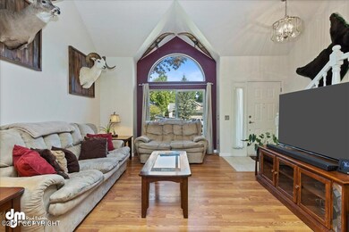 05-Living Room-6935