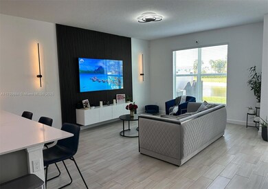 4151 Lagoon Shore Dr unit 4151, Lake Worth, FL 33467 - photo 3