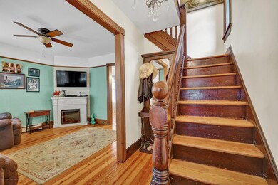 Beautiful Woodwork!