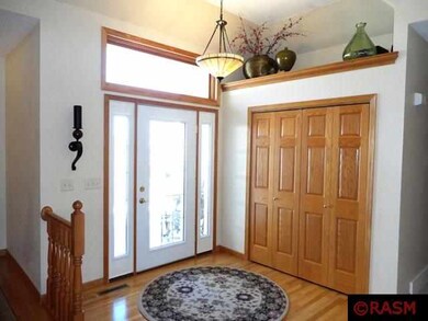 101 Cody Ct, Mankato, MN 56001 - photo 2