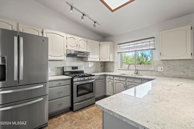 14-Kitchen