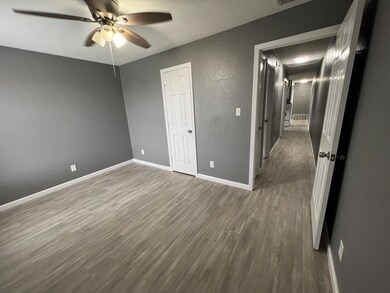 112 Arrowhead St unit B, Fort Worth, TX 76108 - photo 5
