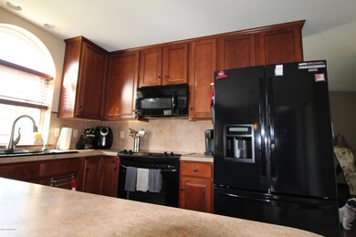 362 Orchard View Dr, Effort, PA 18330 - photo 6