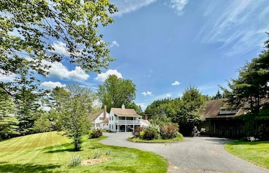 98 Elm St, Newport, NH 03773 - photo 4