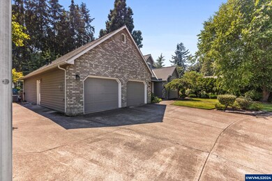 167 Cedar Bluff Cir N, Keizer, OR 97303 - photo 2
