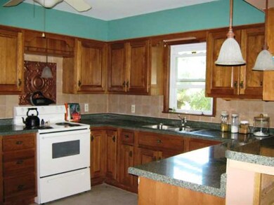 8857 N 5 Corners Rd, Lena, IL 61048 - photo 5