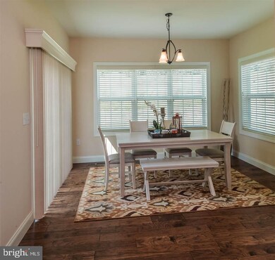 2801 Sweetbriar Dr unit 148, Harrisburg, PA 17111 - photo 3