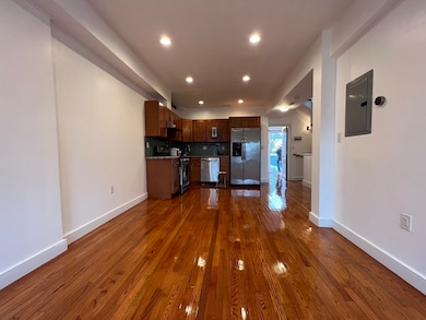 2 Mount Pleasant Place unit 2, Roxbury, MA 02119 - photo 5