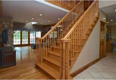 75 Purchase St, Carver, MA 02330 - photo 4