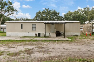 2102 Sydney Dover Rd, Dover, FL 33527 - photo 7