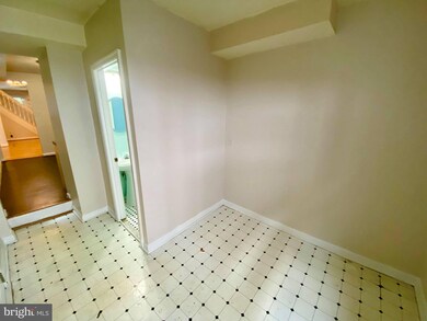 1823 S Charles St, Baltimore, MD 21230 - photo 7