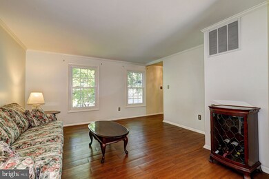 6031 River Birch Ct, Hanover, MD 21076 - photo 4