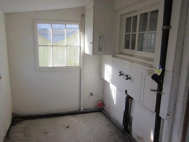 11282 Blackwell Rd, Central Point, OR 97502 - photo 5