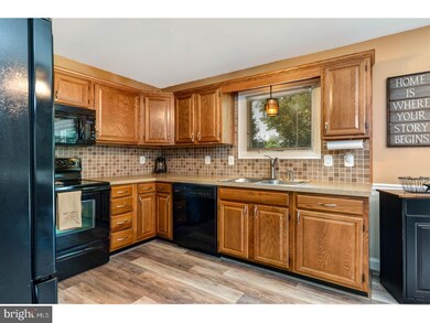 33 Palmetto Dr, New Castle, DE 19720 - photo 6