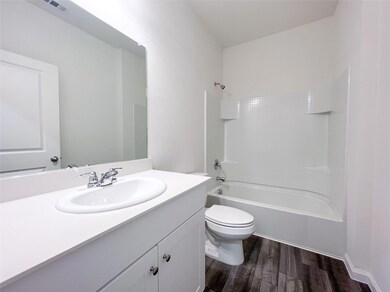 Main floor Full Bathroom