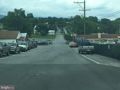 0 N Bank unit 1005914877, Luray, VA 22835 - photo 3