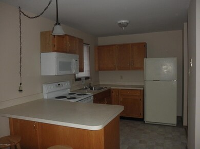 859 Country Place Dr, Tobyhanna, PA 18466 - photo 3