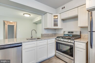1808B Yarmouth Ln unit 1808, Mount Laurel, NJ 08054 - photo 5