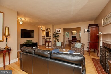 3250 Peace Valley Ln, Falls Church, VA 22044 - photo 7