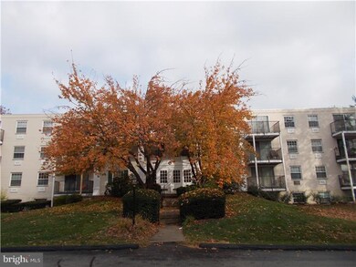 Lafayette Greene Condominium unit C260, Lafayette Hill, PA 19444 - photo 2