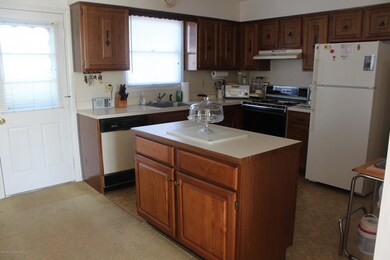 512 Asbury Ave, Ocean Gate, NJ 08740 - photo 7