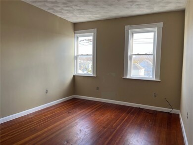 5 Ryan Ave unit 3, Bristol, RI 02809 - photo 6