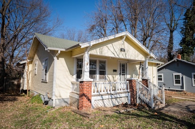 2041 W Elm St, Springfield, MO 65806 - photo 3