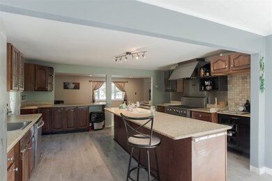 231 Second Crown Point Rd, Barrington, NH 03825 - photo 4