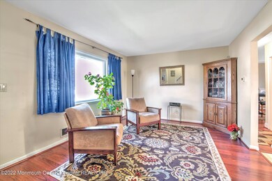 06-LIVING ROOM