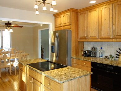 1035 Woodland Hills Rd, Batavia, IL 60510 - photo 6