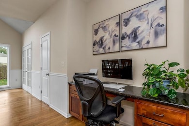 7323 Meadowsweet Ln, Shawnee, KS 66227 - photo 6