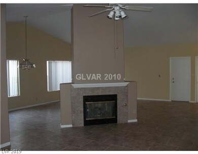 Living room when vacant